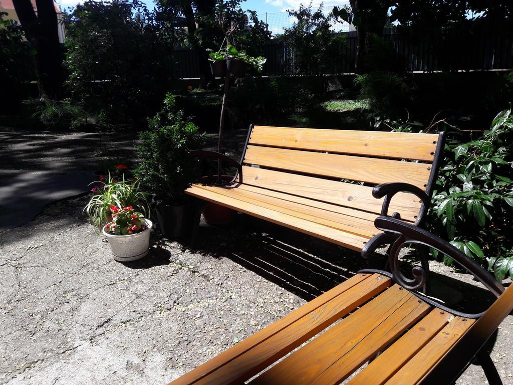 Orchidea Apartman Eger Luaran gambar