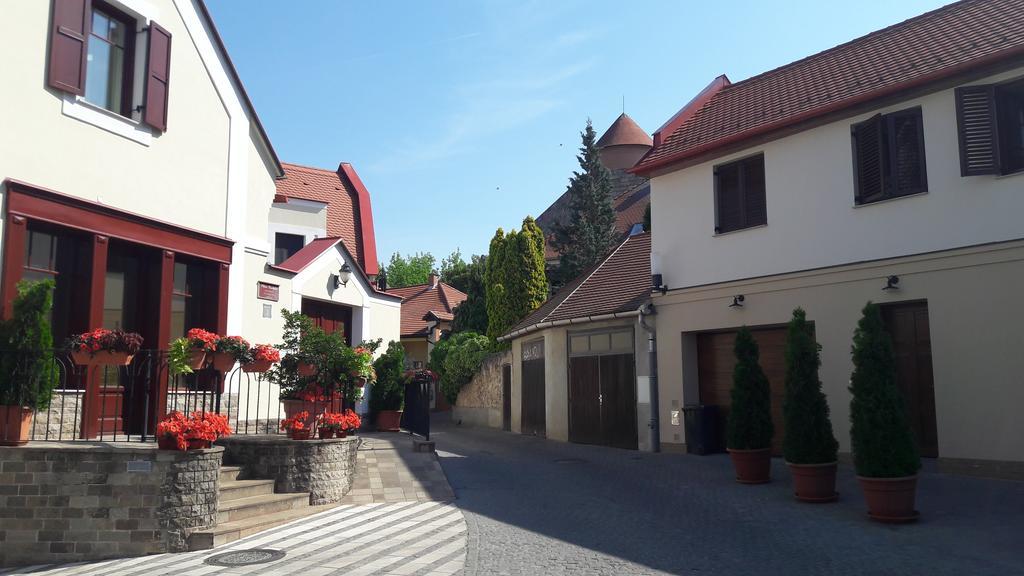 Orchidea Apartman Eger Luaran gambar